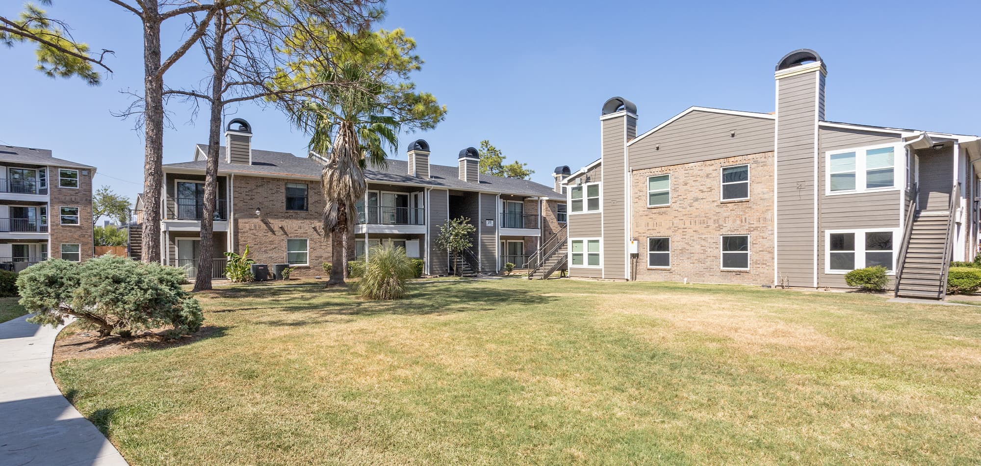 The Life at Grand Oaks — Houston, TX - Photo 1